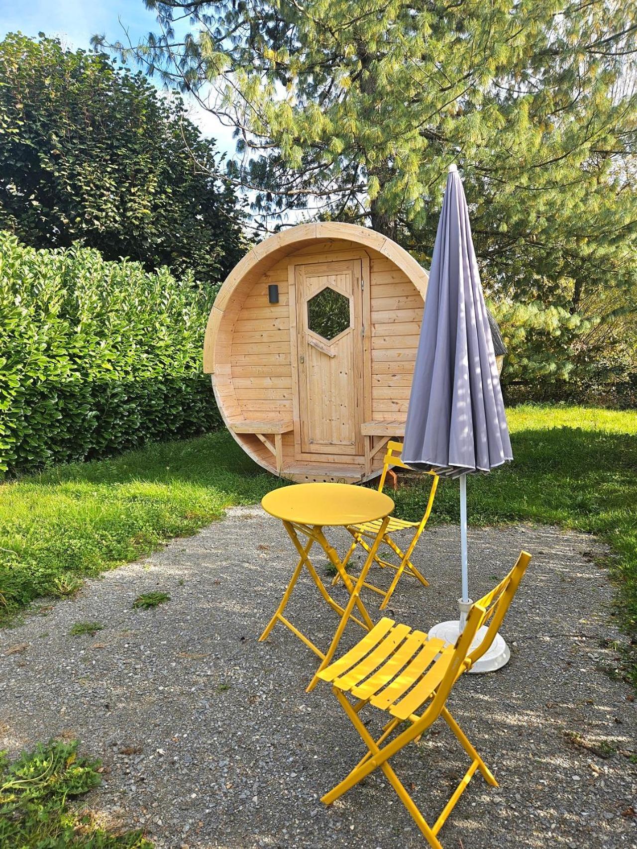 Camping De Charlieu - Mobile Home المظهر الخارجي الصورة